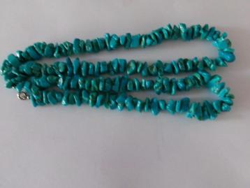 Mooi en lange ketting van TURKOOIS 84 cm lang beschikbaar voor biedingen
