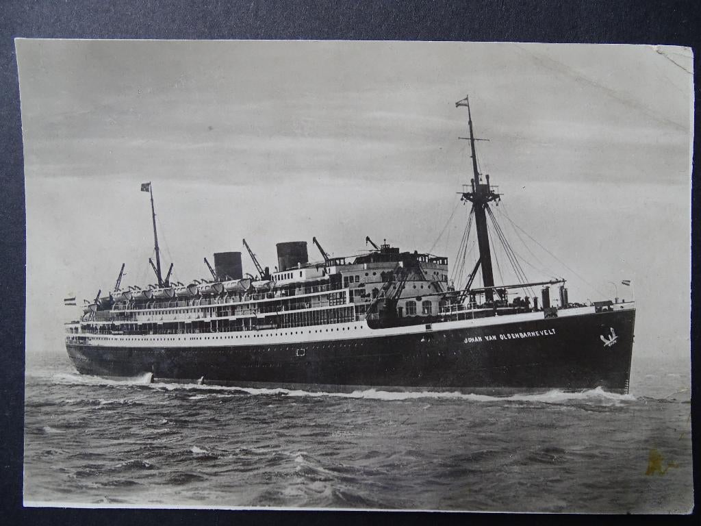 Johan van Oldenbarnevelt / Stoomvaart Mij. Nederland, Verzamelen, Ophalen of Verzenden, Gebruikt, Motorboot, Kaart, Foto of Prent