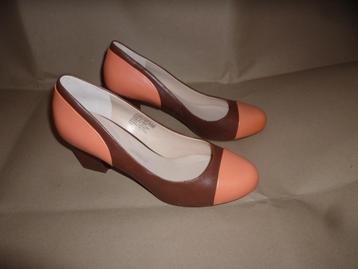 pumps met hoge hak     maat 40   