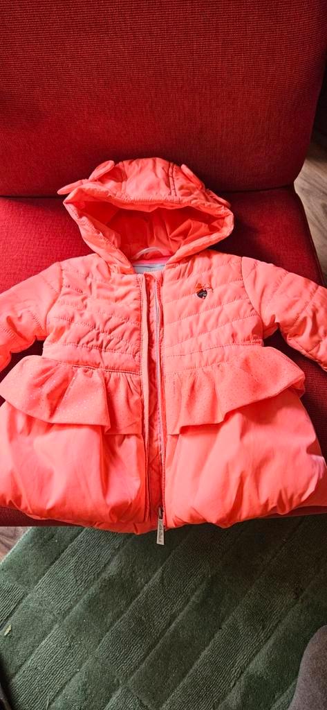 Le Chic jasje in nieuwstaat, Kinderen en Baby's, Babykleding | Maat 74, Zo goed als nieuw, Meisje, Jasje, Ophalen of Verzenden