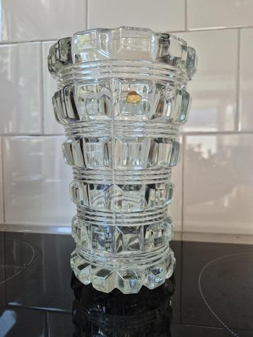 Mooie zware kristallen vaas helder glas 21,5x14,5cm beschikbaar voor biedingen