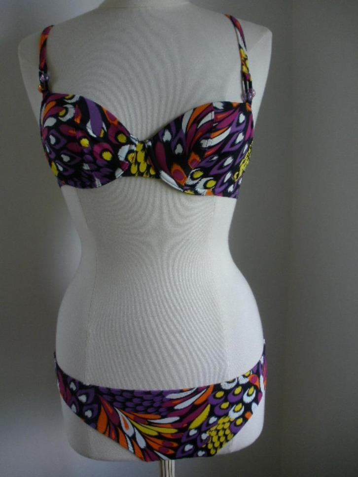 FEMILET bikini maat 38, Kleding | Dames, Badmode en Zwemkleding, Zo goed als nieuw, Bikini, Geel, Ophalen of Verzenden