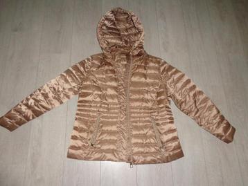 damestussenjas van Christian Berg, maat 44 beschikbaar voor biedingen