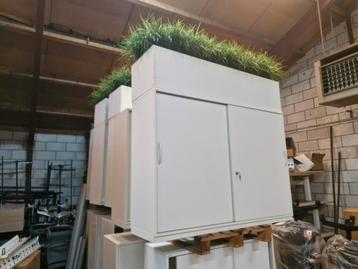 Palmberg schuifdeurkasten, wit,  met of zonder plantenbak beschikbaar voor biedingen