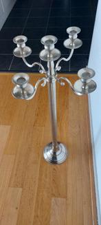 Zilverkleurige kaarsenstandaard 82 cm hoog, Huis en Inrichting, Ophalen of Verzenden, Gebruikt, Metaal, 75 cm of meer