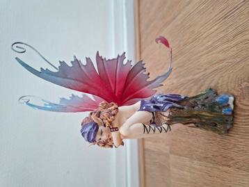 David ent fairy tree trunk beschikbaar voor biedingen