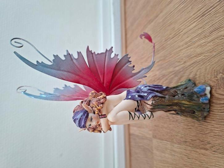 David ent fairy tree trunk, Verzamelen, Beelden en Beeldjes, Zo goed als nieuw, Ophalen of Verzenden