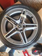 Mercedes amg 235 40 18 nieuw staat all season, Auto-onderdelen, Banden en Velgen, Ophalen, 18 inch, Nieuw, 235 mm