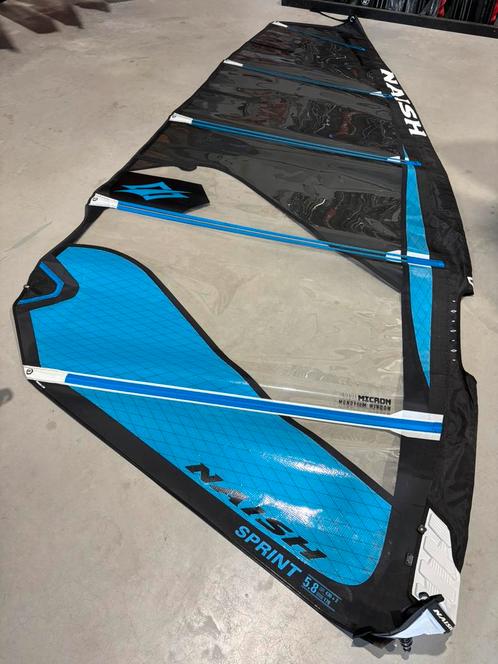 Naish Sprint 2026 5.8, Watersport en Boten, Windsurfen, Zo goed als nieuw, Zeil, Met draagtas, 5 tot 7 m², Ophalen