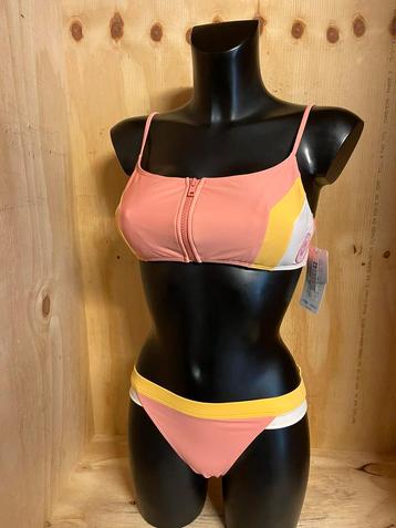 Roxy bikini maat xs en L model mjno beschikbaar voor biedingen