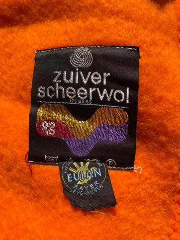Vintage wollen deken beschikbaar voor biedingen