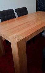 Massieve houten eettafel + 4 comfortabele stoelen (grijs), Ophalen, 50 tot 100 cm, Zo goed als nieuw, Vijf personen of meer