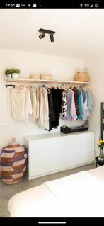 Kleding kast, Huis en Inrichting, Ophalen, 150 tot 200 cm, Zo goed als nieuw, Met hangruimte