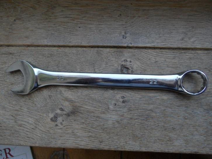 Zware chroomvanadium ringsteeksleutel 22, Auto diversen, Autogereedschap, Zo goed als nieuw, Ophalen of Verzenden