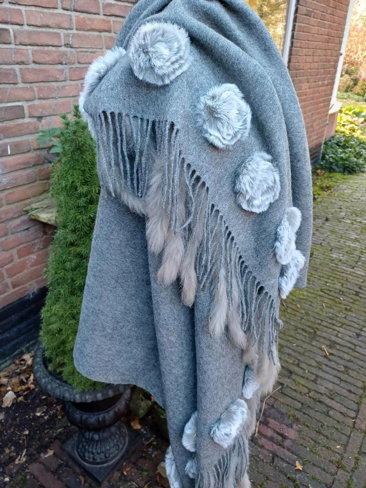 Les Blues 100% Pashmina Wollen Omslagdoek GROOT, Kleding | Dames, Mutsen, Sjaals en Handschoenen, Zo goed als nieuw, Sjaal, Ophalen of Verzenden