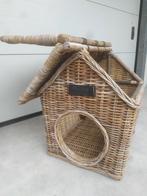 Uniek decadent Katten huis van rotan, Ophalen, Zo goed als nieuw