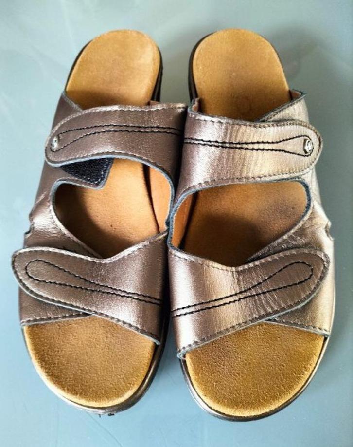 sandalen nog als nieuw echt leer en suede 41 zitten zacht, Kleding | Dames, Schoenen, Zo goed als nieuw, Sandalen of Muiltjes