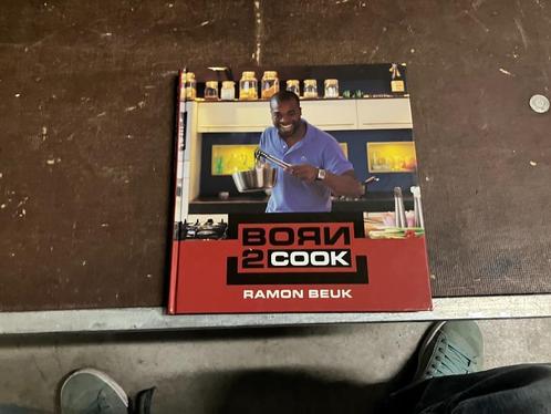 surinaams koken, Boeken, Kookboeken, Zo goed als nieuw, Ophalen