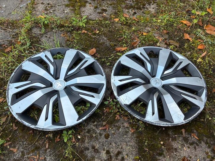 Wieldoppen Peugeot 208, Auto diversen, Wieldoppen, Gebruikt, Ophalen of Verzenden