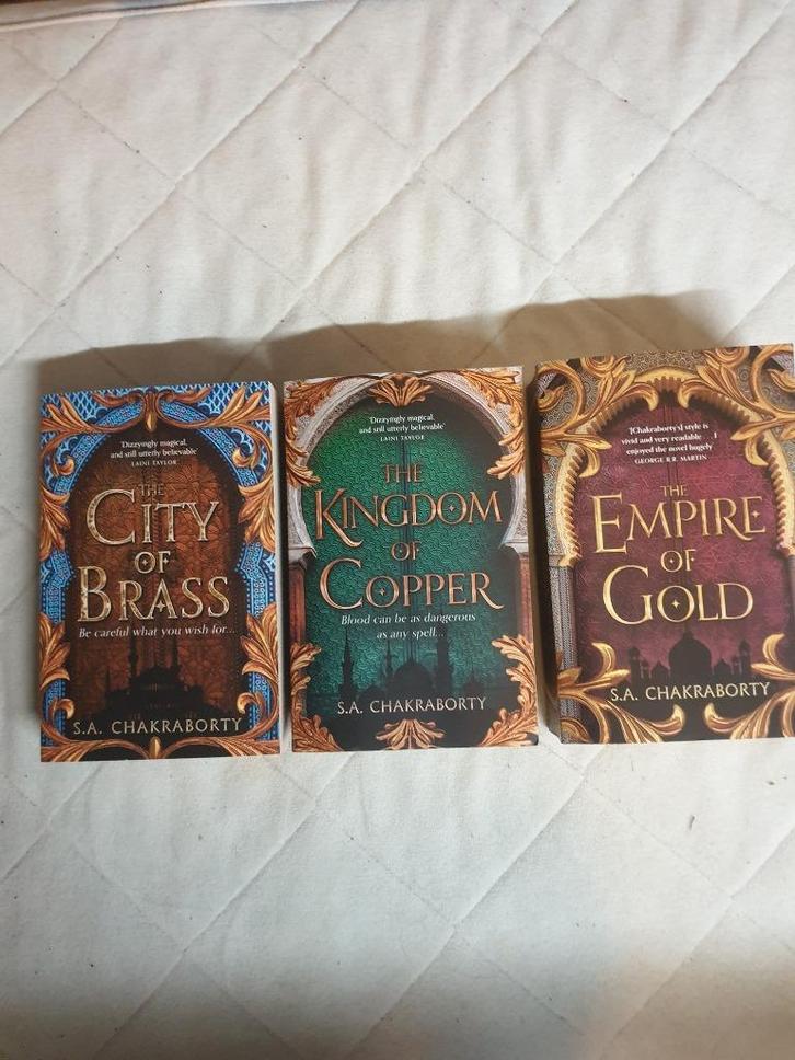 Daevabad Trilogie S.A. Shakraborty The City of Brass The Kin, Boeken, Fantasy, Zo goed als nieuw, Ophalen of Verzenden