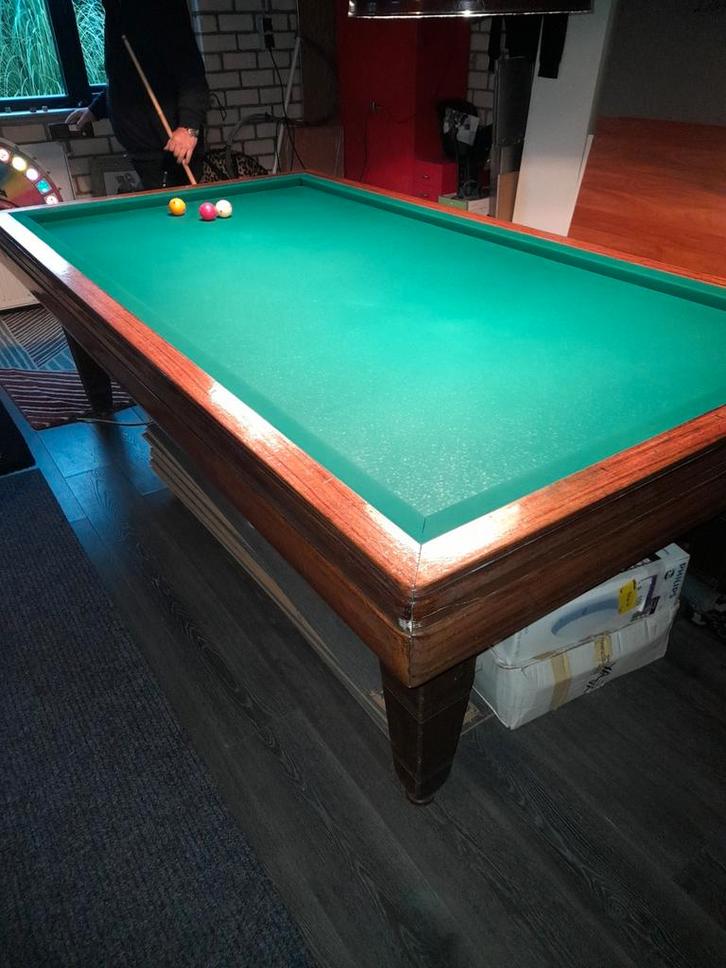 Biljarttafel met Verwarming, Sport en Fitness, Biljarten en Poolen, Gebruikt, Biljarttafel, Ophalen