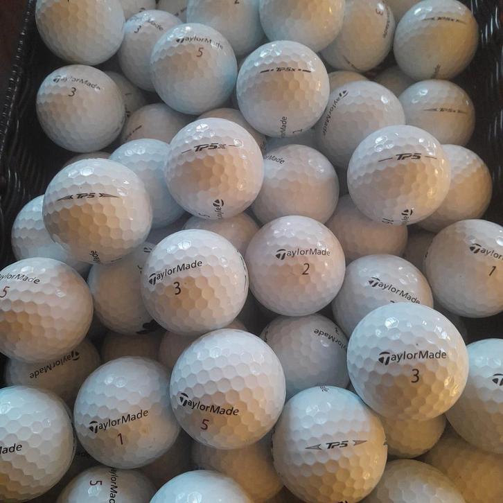 Diverse types TAYLORMADE golfballen, Sport en Fitness, Golf, Zo goed als nieuw, Bal(len), Callaway, Ophalen of Verzenden