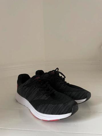 Sportschoenen - Osaga - maat 40 beschikbaar voor biedingen