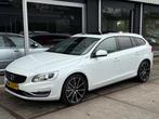 Volvo V60 2.4 D5 Twin Engine Special Edition ECC/LEER/NAP!, Auto's, Automaat, Euro 6, Vierwielaandrijving, 1880 kg