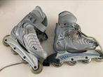 Lichtgrijze skeelers maat 38 incl. beschermers, Ophalen, Zo goed als nieuw, Inline skates 4 wielen, Overige merken