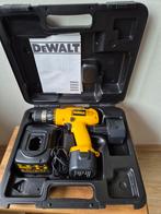 DeWalt Schroefmachine DW952, 2 accu's, oplader, koffer, 600 watt of meer, Variabele snelheid, Ophalen of Verzenden, Zo goed als nieuw