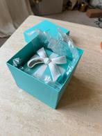 Tiffany & Co Bone Porcelain China Box with bow, Huis en Inrichting, Woonaccessoires | Overige, Nieuw, Ophalen of Verzenden