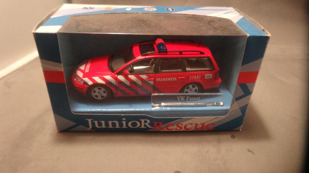 Cararama Volkswagen Passat Brandweer 1:43, Hobby en Vrije tijd, Modelauto's | 1:43, Nieuw, Auto, Overige merken, Ophalen of Verzenden