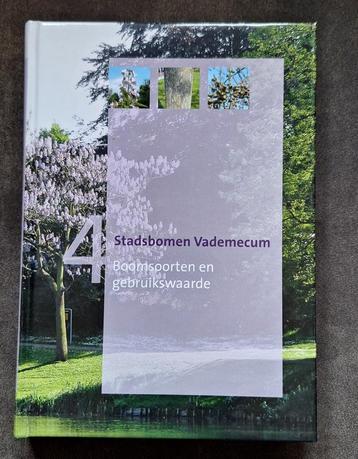 Boek stadsbomen vademecum dl 4 beschikbaar voor biedingen