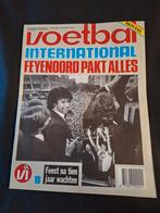 VI 1984 - Feyenoord terug aan de top + poster Diego Maradona, Verzamelen, Ophalen of Verzenden, Nieuw, Feyenoord, Boek of Tijdschrift