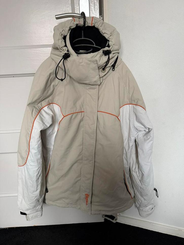 Mooie Ski Jas - Maat L - Wit/Beige met Oranje, Kleding | Dames, Jassen | Winter, Zo goed als nieuw, Maat 42/44 (L), Beige, Ophalen of Verzenden