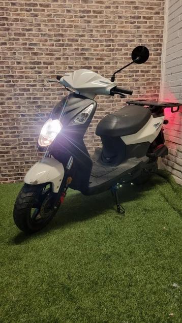 Zeer goed rijdende Sym X Pro bezorg scooter 2017 1e eigenaar beschikbaar voor biedingen