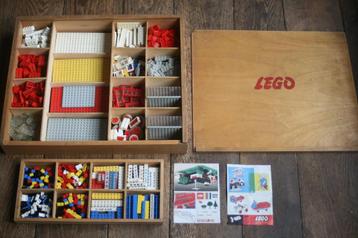 Lego houten doos (eind jaren 50 begin 60) 4 kilo beschikbaar voor biedingen