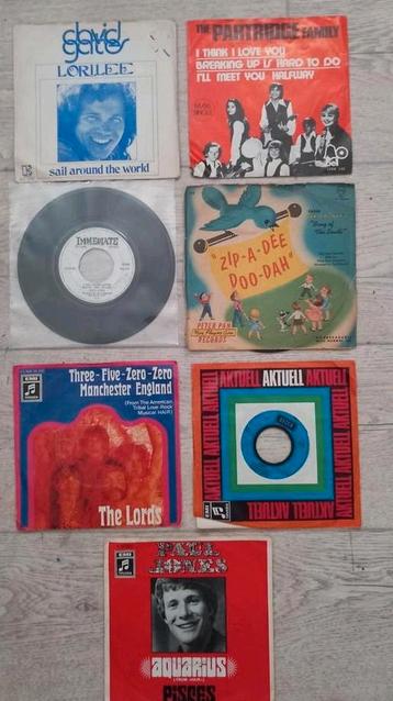 Vinyl  ..🎶 🎶...7..Singles  .......🎸 beschikbaar voor biedingen