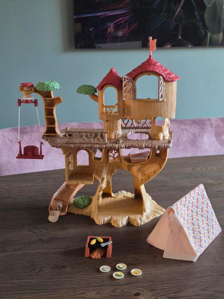 Sylvanian Families Avonturenboomhut Camping Editie, Kinderen en Baby's, Speelgoed | Overig, Zo goed als nieuw, Jongen of Meisje