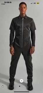 Lederlook jumpsuit charcoal kleur maat xs, Kleding | Heren, Overige Herenkleding, Ophalen of Verzenden, Zo goed als nieuw, Boohooman