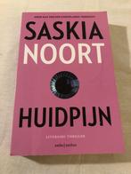 Huidpijn - Saskia Noort - Literaire Thriller, Boeken, Thrillers, Ophalen of Verzenden, Zo goed als nieuw, Nederland