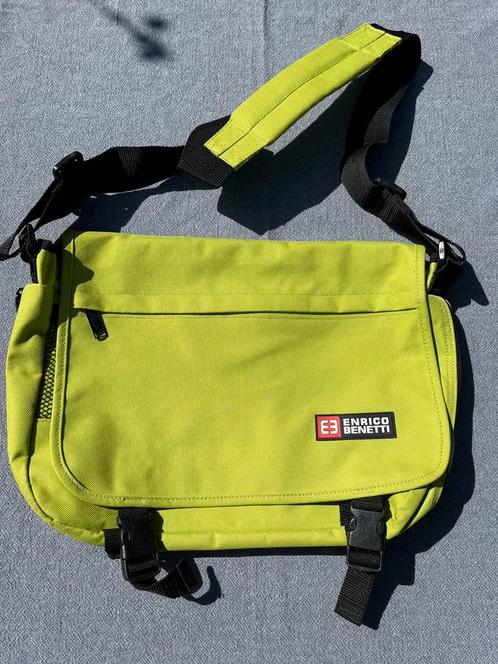 Enrico Benetti canvas tas, Sieraden, Tassen en Uiterlijk, Tassen | Schoudertassen, Zo goed als nieuw, Overige merken, Groen, Ophalen of Verzenden