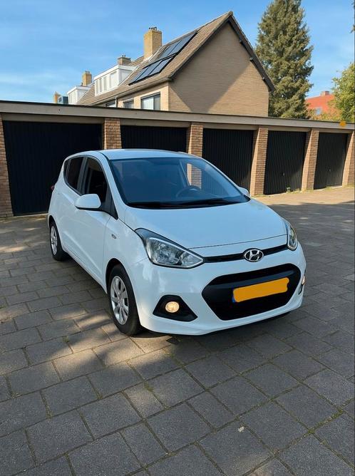 Hyundai i10 1.0i 66pk 2016 Wit, Auto's, Hyundai, Particulier, i10, Benzine, B, Hatchback, Handgeschakeld, Origineel Nederlands