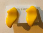 Vintage Oorclips / Clipoorbellen Yellow, Ophalen of Verzenden, Geel