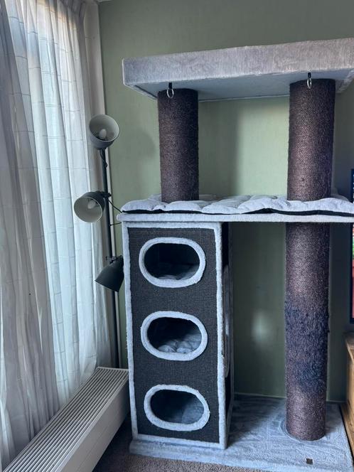 Petrebels Krabpaal – XXL Luxe kattenmeubel met ligplaatsen, Dieren en Toebehoren, Krabmeubelen, Ophalen of Verzenden