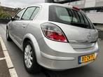 Opel Astra 1.6 Temptation AUTOMAAT CarPlay Dealer Onderhoude, Gebruikt, 4 cilinders, 635 kg, 116 pk