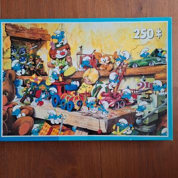 Prachtige vintage puzzel DE SMURFEN  beschikbaar voor biedingen