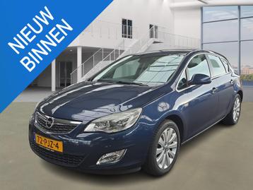 Opel Astra 1.4 Turbo Cosmo 17 inch LMV, Clima, Trekhaak beschikbaar voor biedingen