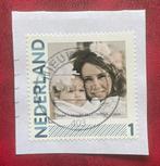 Gestempeld Persoonlijke postzegel moeder en kind, Ophalen of Verzenden, Na 1940, Gestempeld