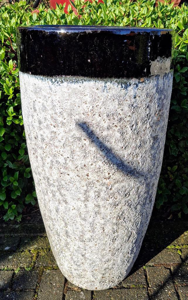 Grote geglazuurde vazen in twee maten en vijf kleuren., Tuin en Terras, Tuinvazen, Nieuw, Ophalen